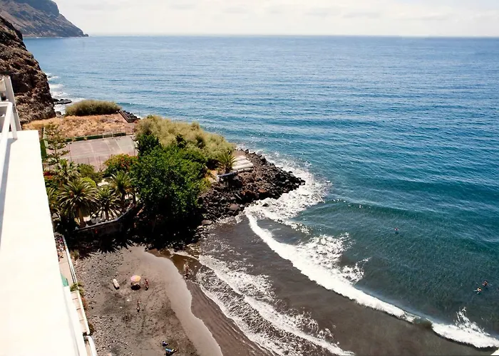 Beachfront Apartment In Paradise