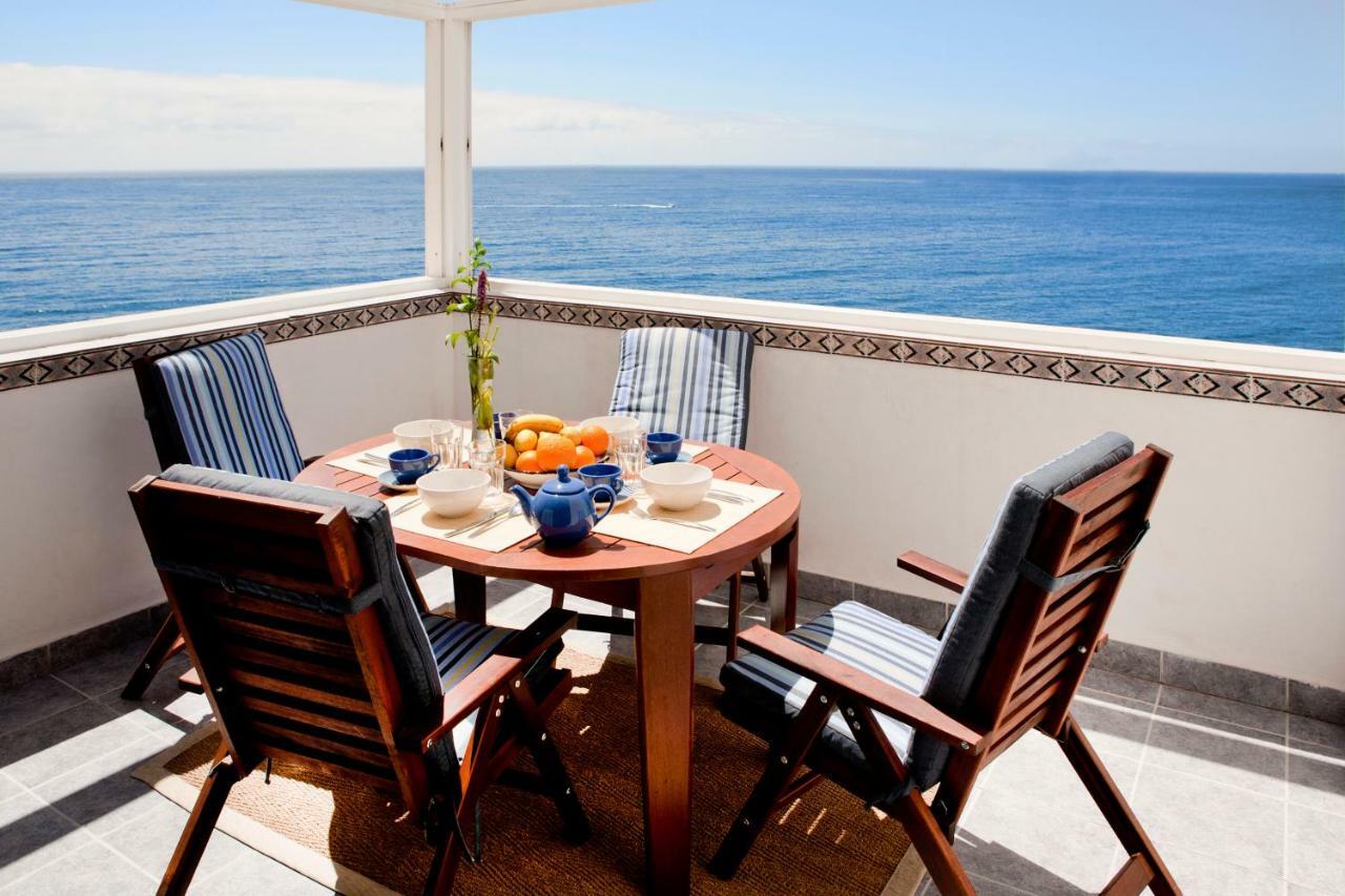 Beachfront In Paradise Apartment *