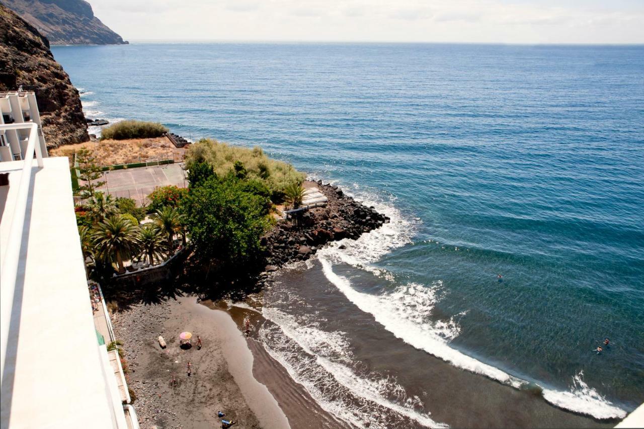 Beachfront In Paradise